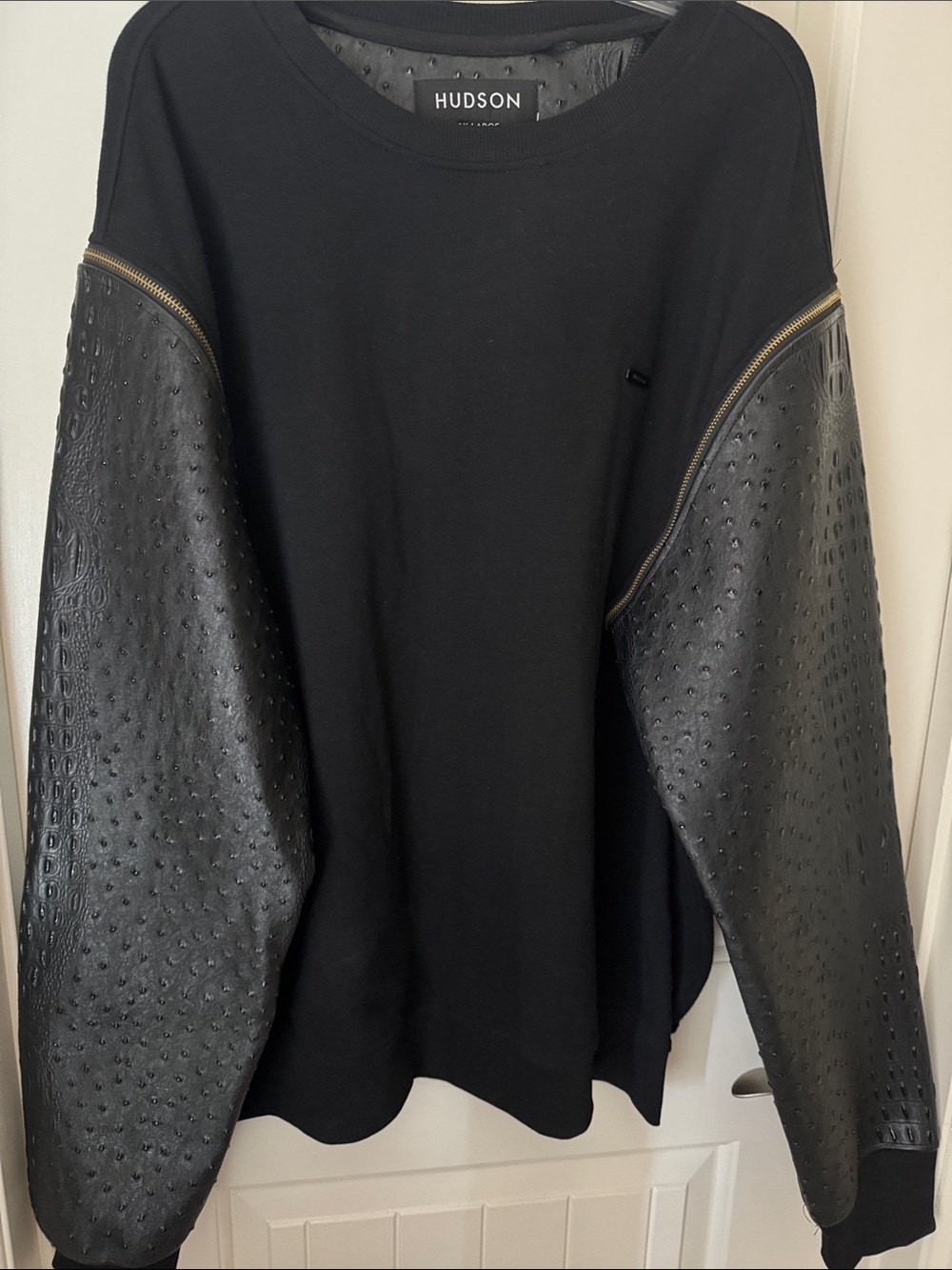Hudson Outerwear Black Crewneck Sweatshirt Textured Faux-Ostrich Zip Off Sleeves